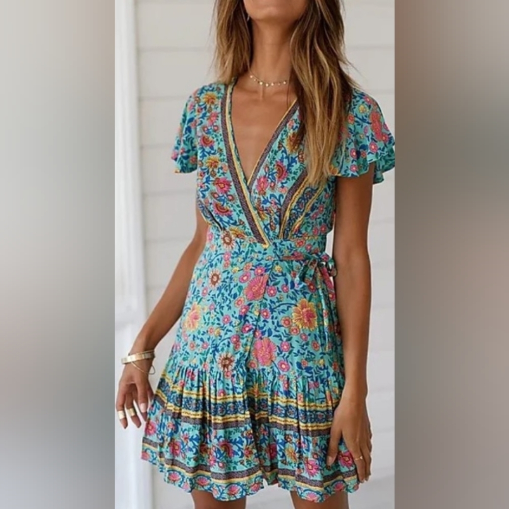 Chic Floral Wrap Dress in Blue and Pink